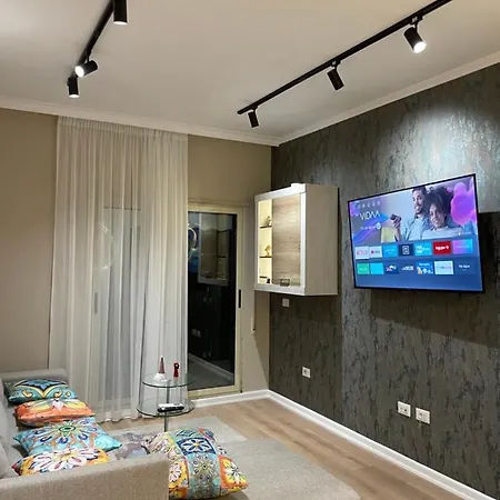 Middle Center Gallery 2 Skanderbeg Square Appartement